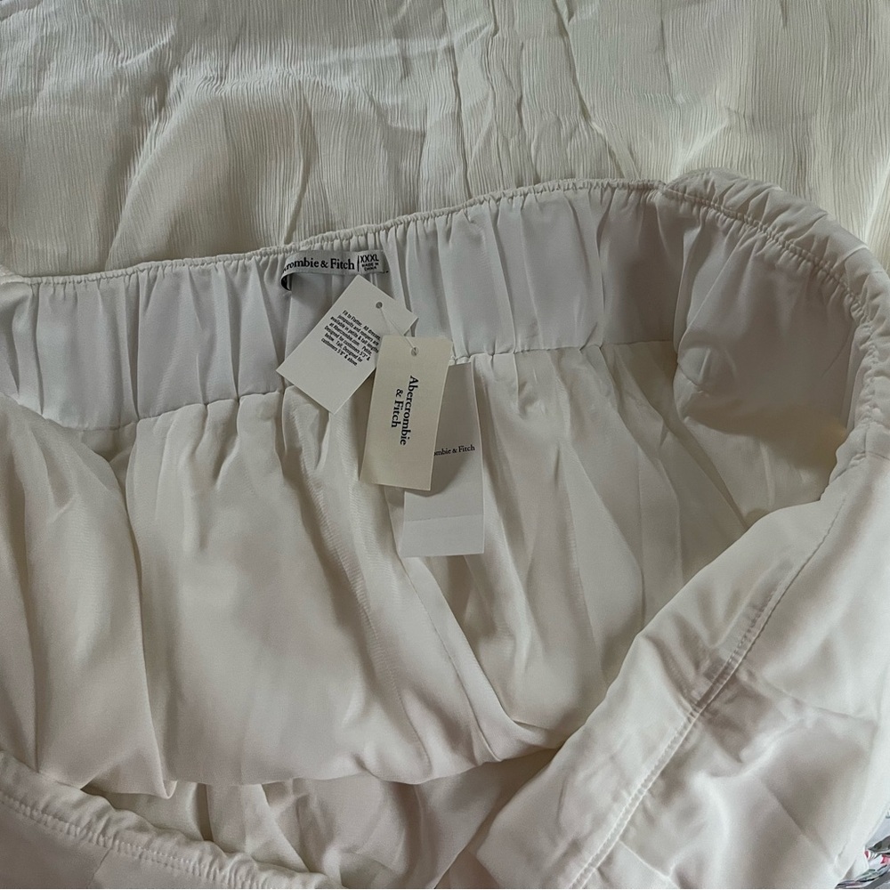 ‘Abercrombie & Fitch Maxi Halter Dress - Picture 4 of 5